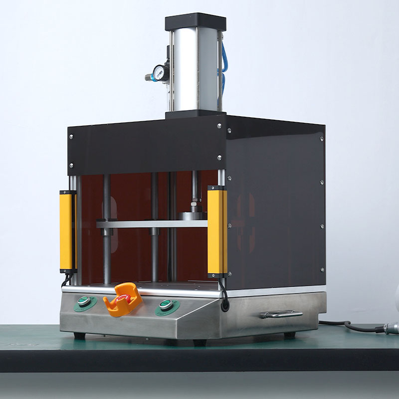 PelotasAir tightness test fixture